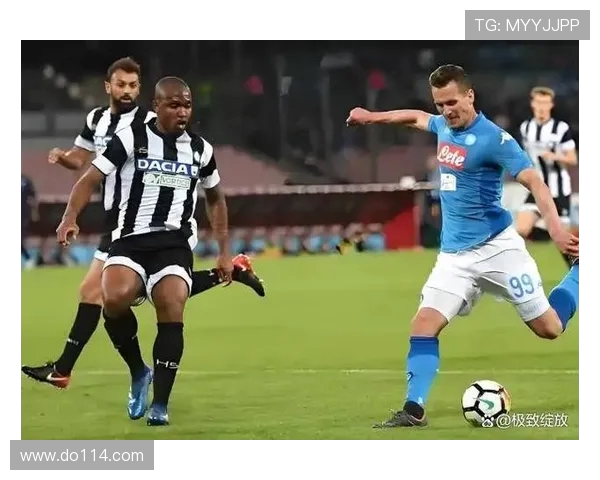 那不勒斯今夏签约乌迪内斯中锋卢卡租借加强制买断模式